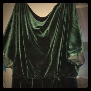 Dark green velvet dress with sleeves